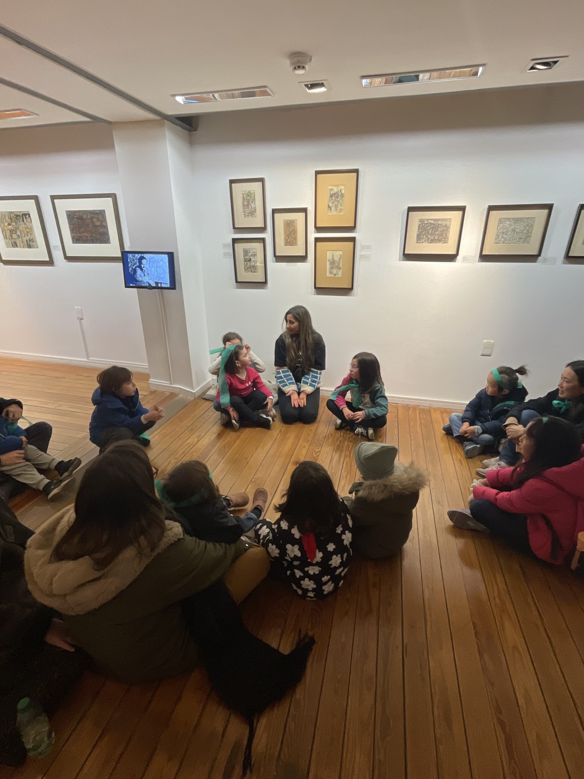 Vacaciones de Invierno - Travesías Creativas: Encuentros entre familias y museos -Museo Gurvich + Museo Torres García + Museo Figari-.