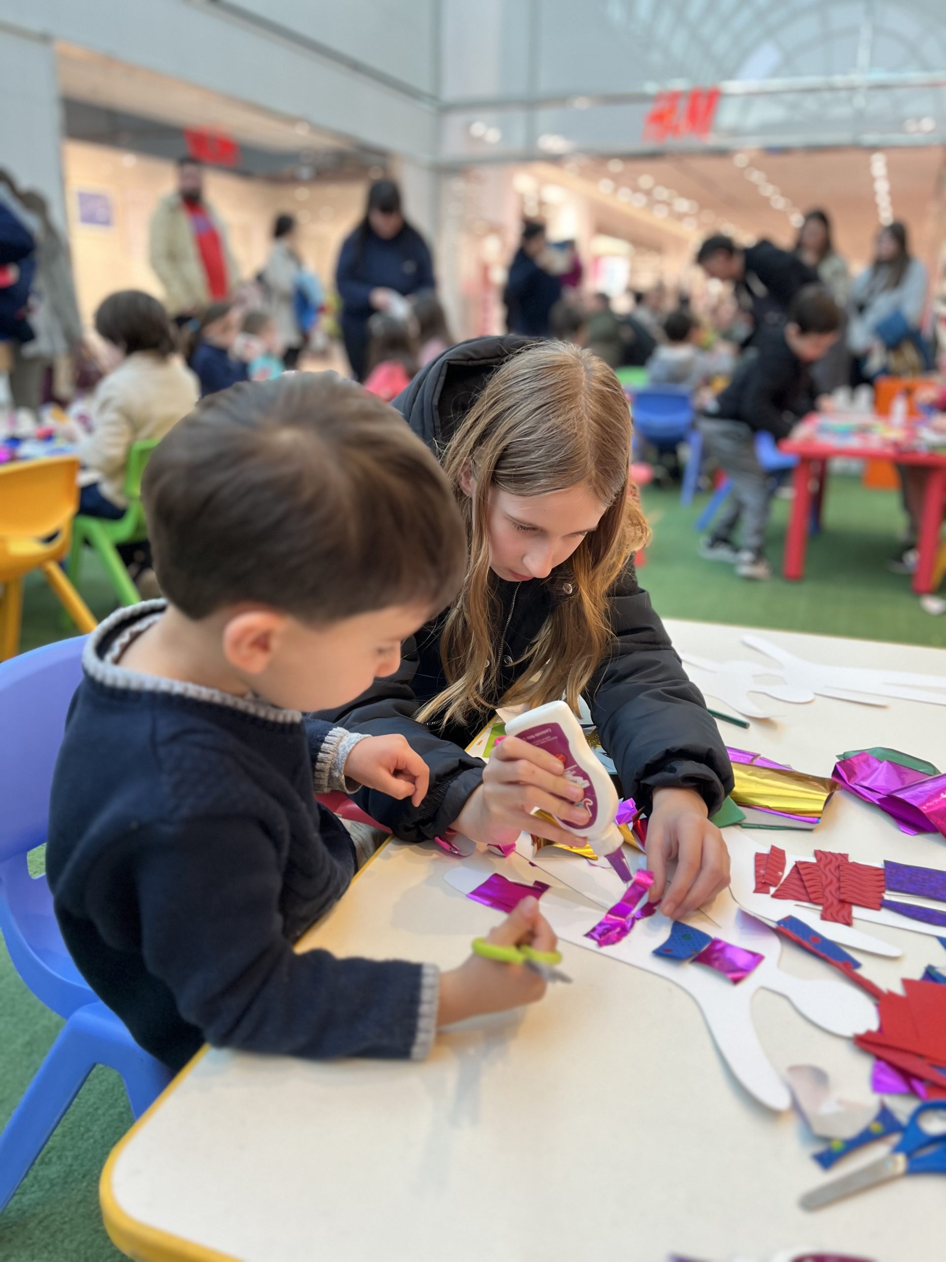 Taller para familias en Montevideo Shopping | 4 de julio